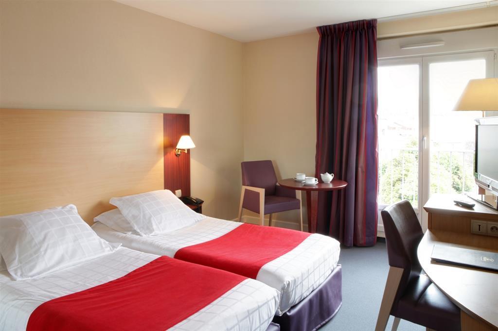 Hotel Ibis Styles Clermont-Ferrand Gare Exteriör bild