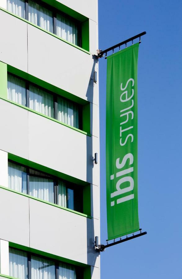 Hotel Ibis Styles Clermont-Ferrand Gare Exteriör bild